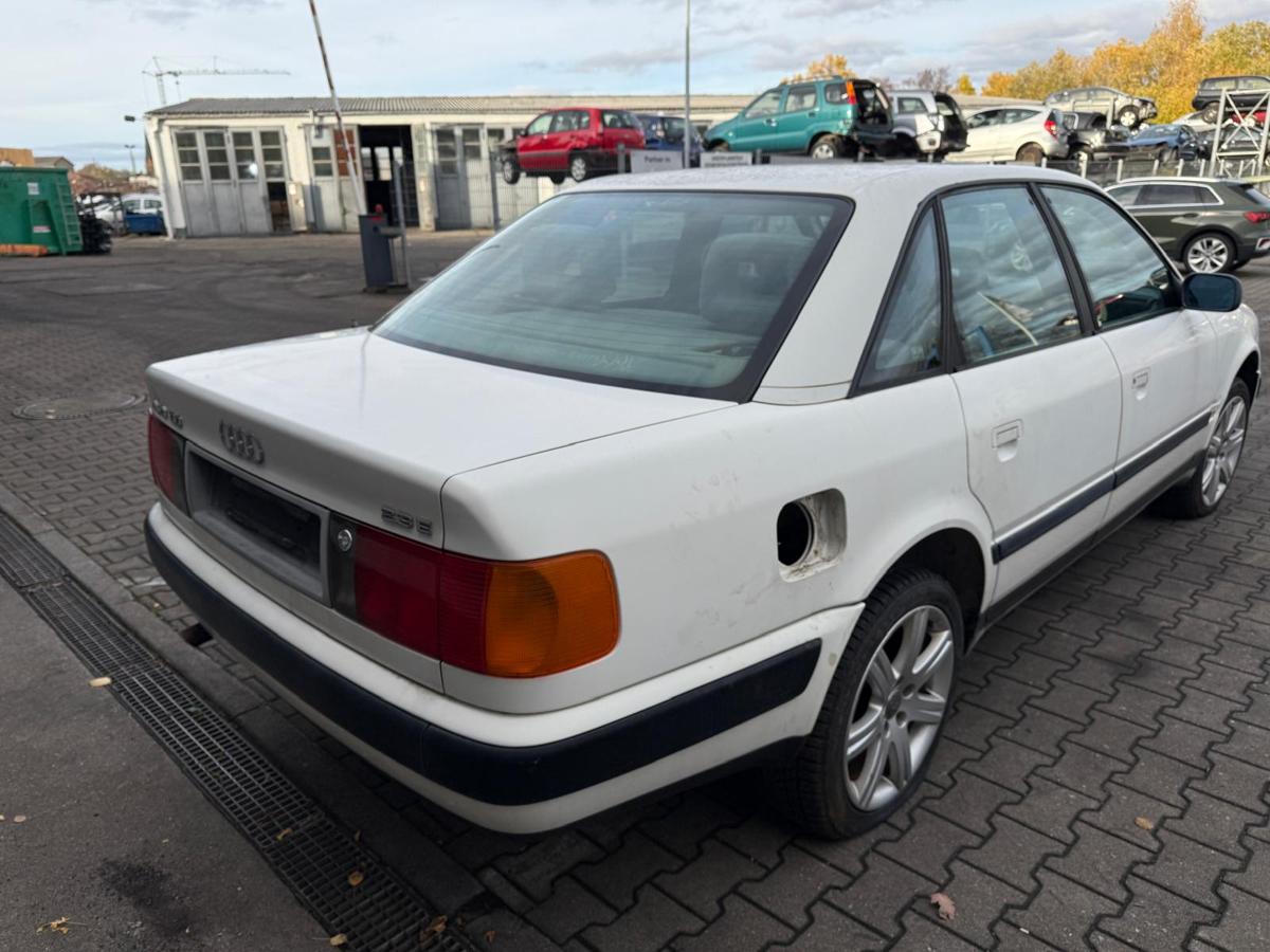Audi 100 C4 original Stoßstange Stoßfänger hinten L90E Alpinweiß Limo BJ91